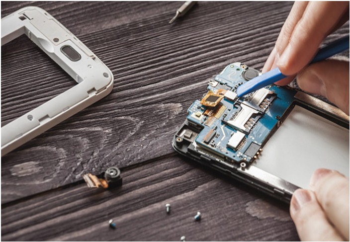 How To Choose The Right Repair Shop For Your Gadgets